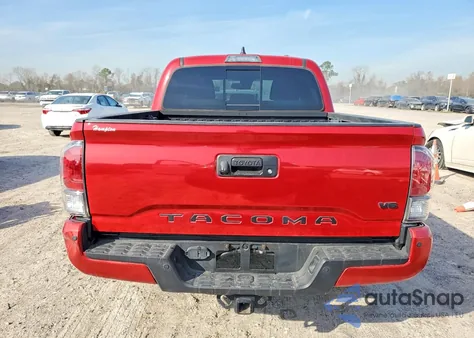 2022 Toyota Tacoma Double Cab z USA, uszkodzony, nr VIN 3TMAZ5CN2NM184697